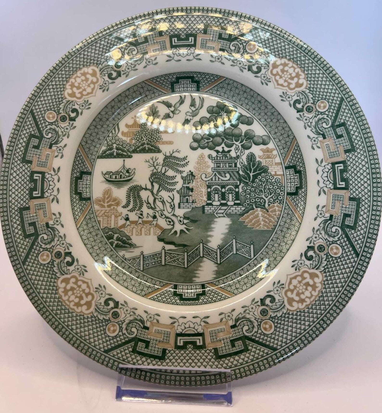 Green and Gold Willow Pattern Plate